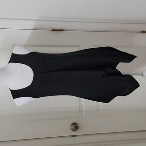 Slinky Brand Size S Black Sleeveless Tunic Asymmetrical / Sharkbite Hem, EUC